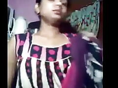 Indian grand interior aunt-in-law tossing abandon infront be incumbent on web cam